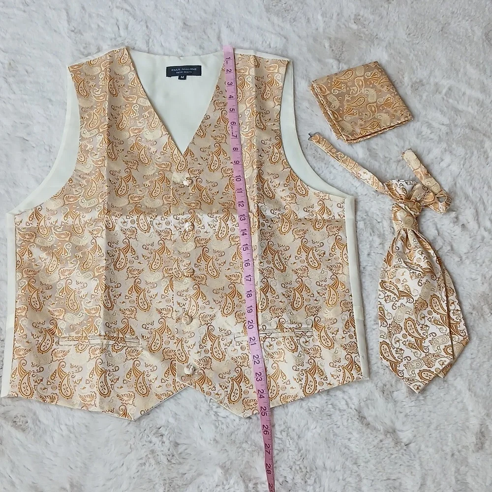 New Paul Malone Gold Paisley Tuxedo Vest Set. 3 Pc
